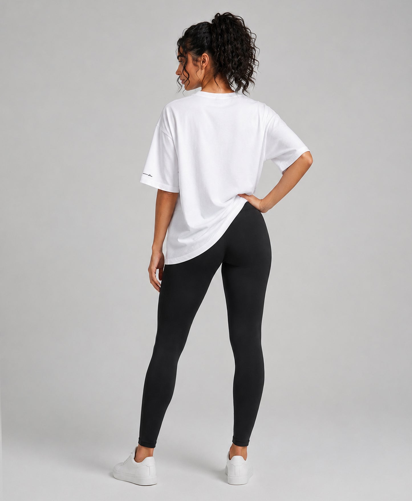 Ensemble Gym & Lifestyle – T-shirt Oversize et Legging (Livraison Gratuite)